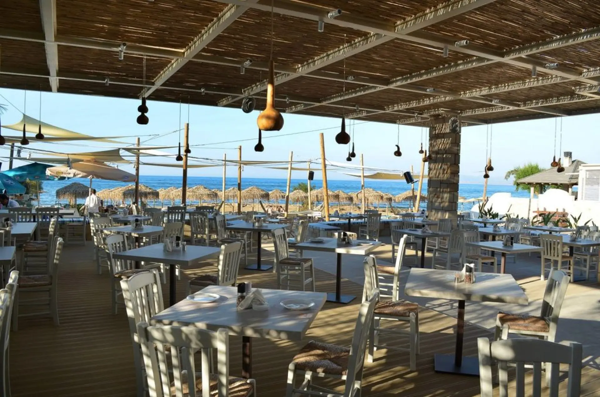 restaurant on the beach package (2)